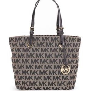 Michael Kors Signature Jet Set Tote